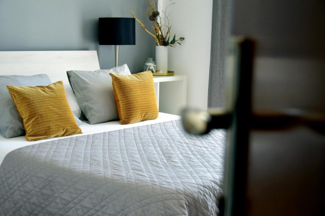 Apartments Muntidor Palit ภายนอก รูปภาพ