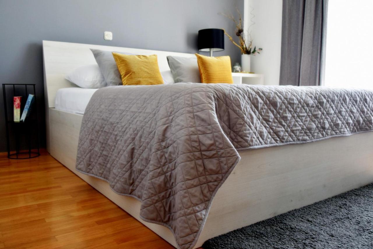 Apartments Muntidor Palit ภายนอก รูปภาพ