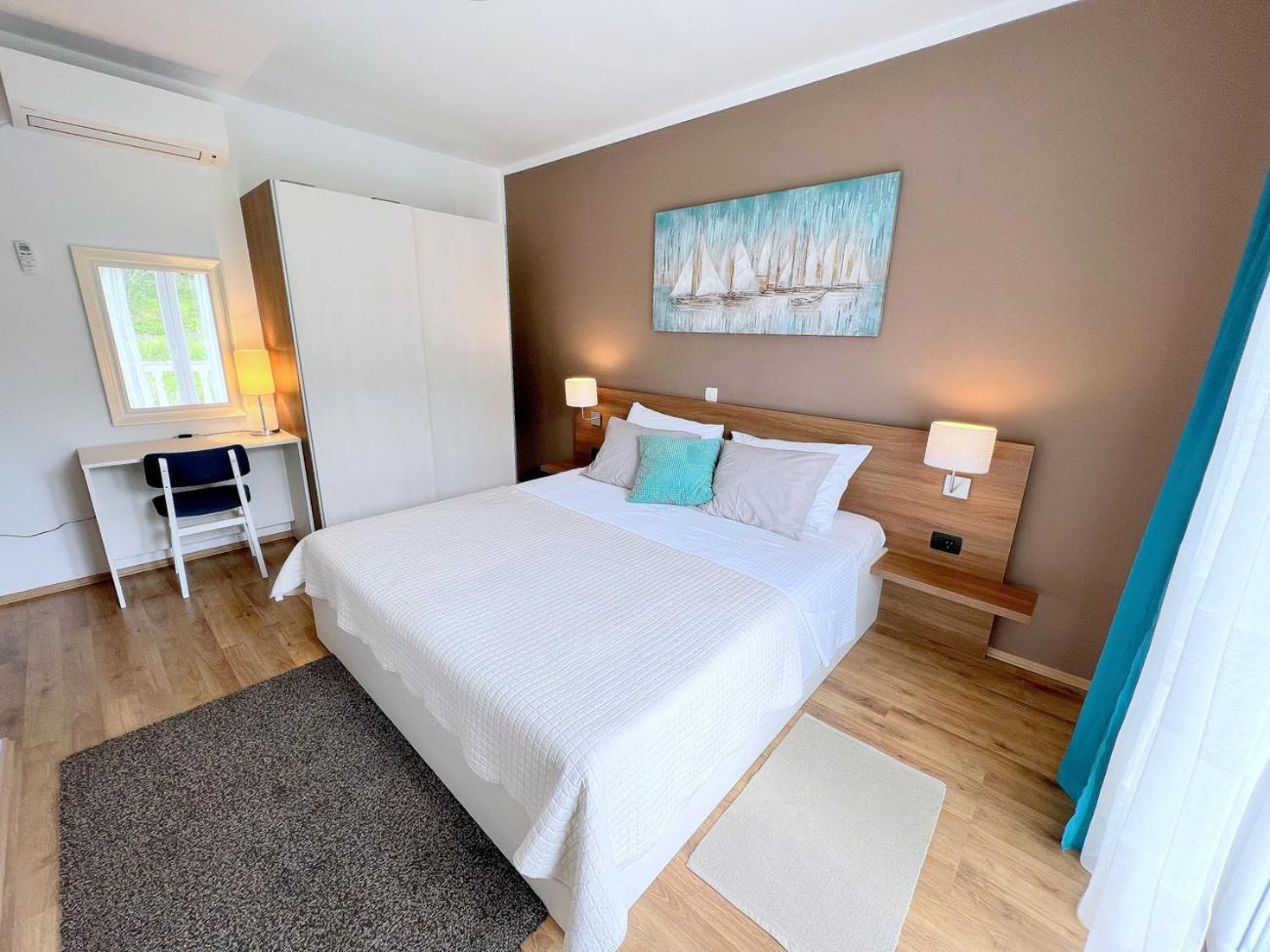 Apartments Muntidor Palit ภายนอก รูปภาพ