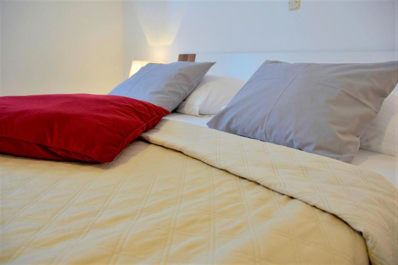 Apartments Muntidor Palit ภายนอก รูปภาพ